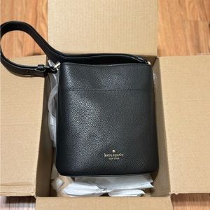Kate Spade Leila Small Bucket Bag *BRAND NEW*